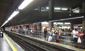 Cena no metrô paulistano